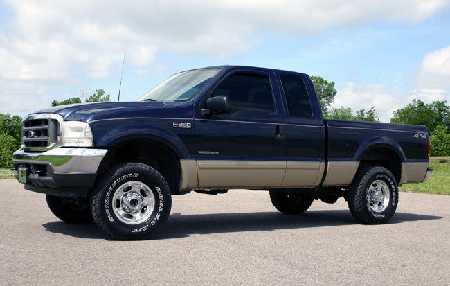 2.5IN FORD LEVELING LIFT KIT (99-04 F-250/350 4WD)