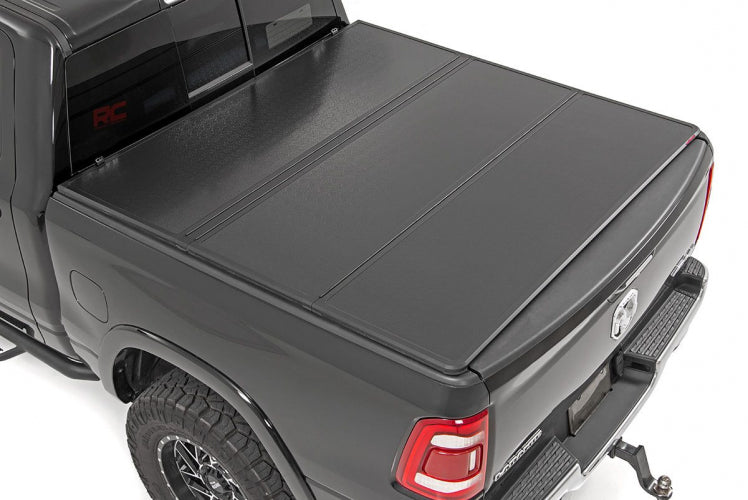 HARD FOLDING BED COVER 5'5 FT BED | RAM 1500 2WD/4WD (2002-2022)