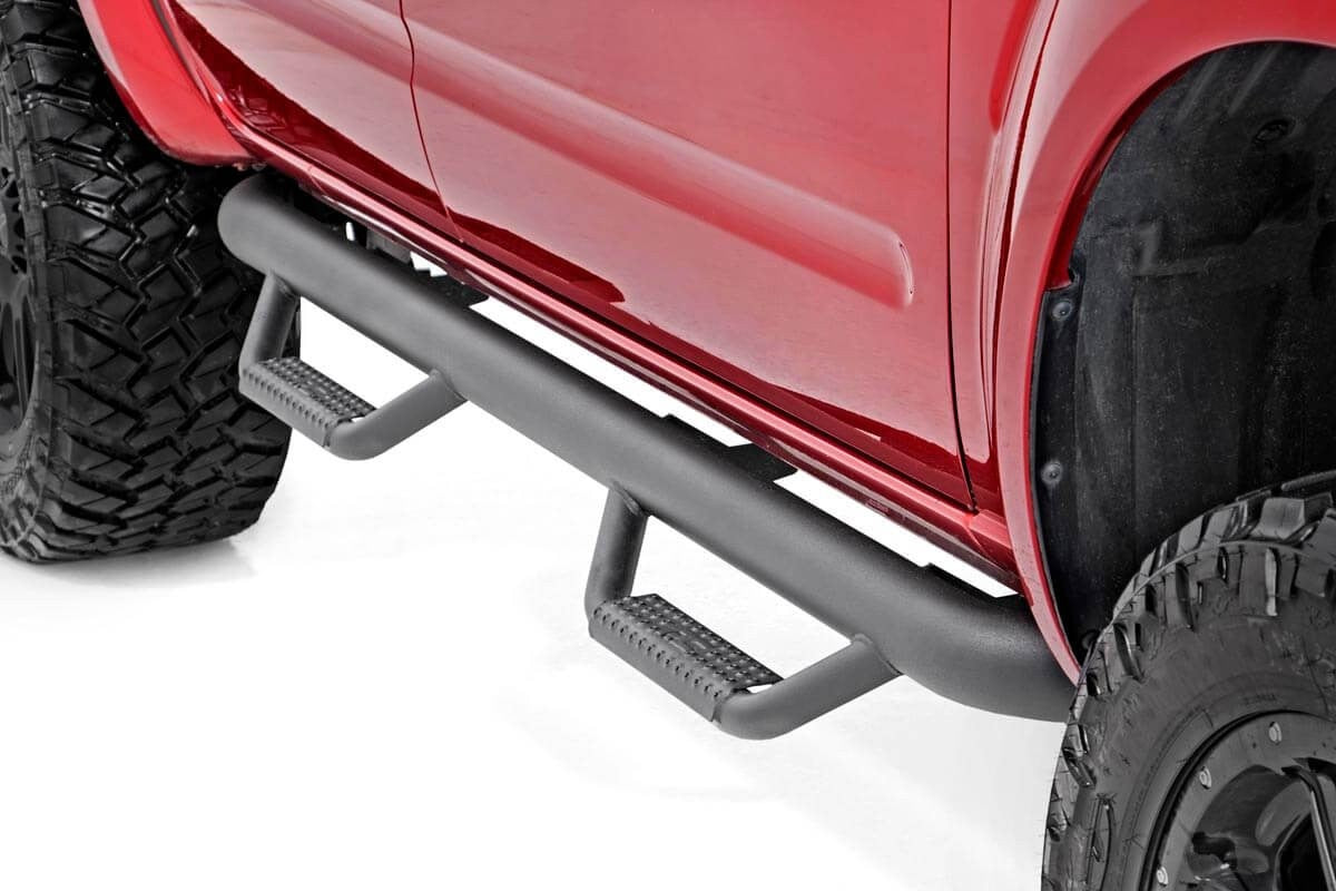 NISSAN 3-INCH DIAMETER CAB LENGTH NERF STEPS (05-18 FRONTIER CREW CAB)